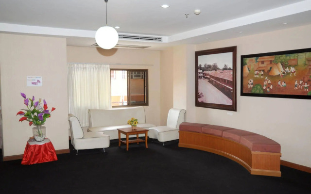 Ayutthaya Thanee Hotel