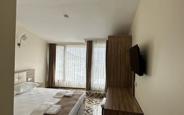 Era Holiday Hotel