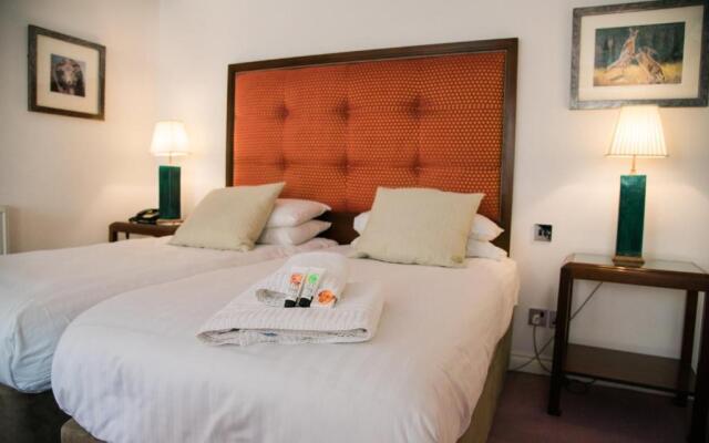 Noel Arms Hotel