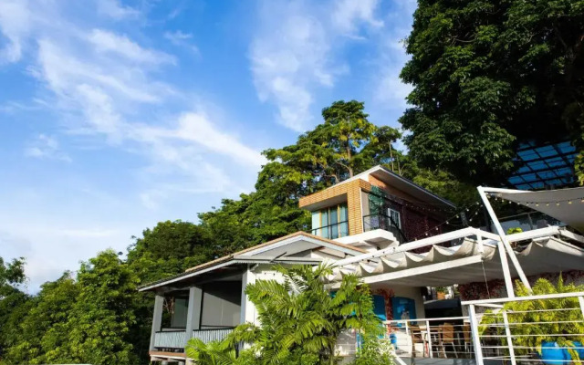 Phuket View Coffee and Resort