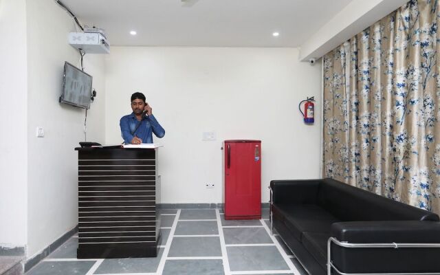 OYO 40164 Kanchan Sadan
