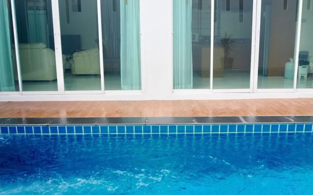 Villa Somewhere Phuket Laguna Bangtao