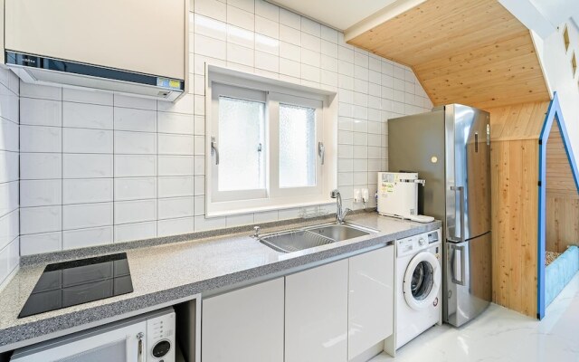 Gyeongju Cheongun28 Kids Poolvilla