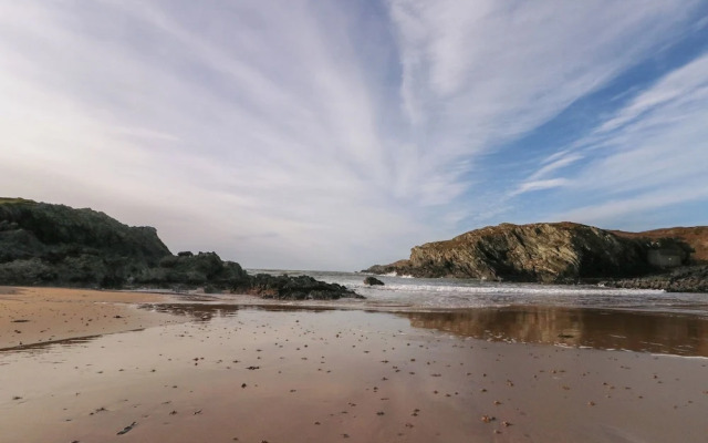 Fferm Porthdafarch South Farm House