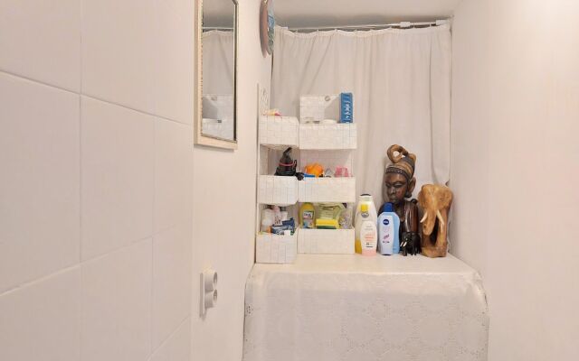 Cozy En-suite Rm on Dumanica
