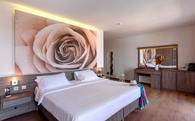 Eurohotel Katrin Suites-Adults Only