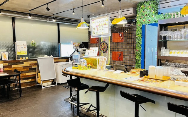 Hotel Adonis - Hostel