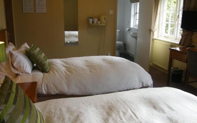 The Tumbling Weir Hotel & Restaurant