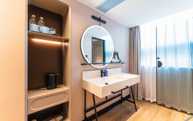 HanTing Hotel (Zhuhai Gongbei Port Fuhuali)