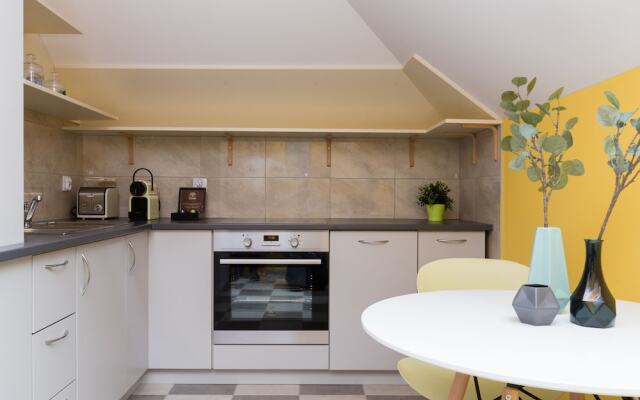 1898 Parkside Boutique Residence