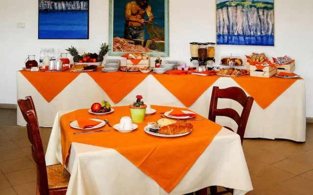 Bungalow in Riotorto Near sea Beach