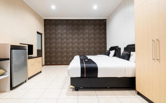 OYO 2469 Sutomo Homestay
