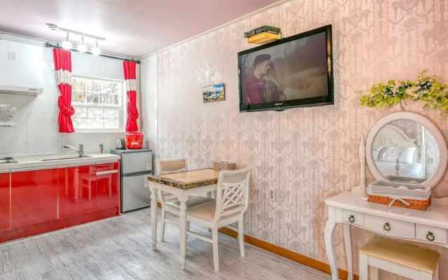 Youngheungdo Roma Spa Pension