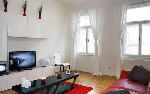 The Suite Prague Castle Apartment