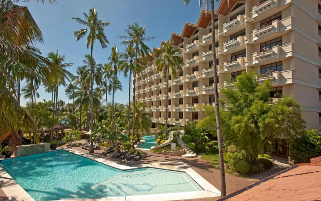 Costabella Tropical Beach Hotel