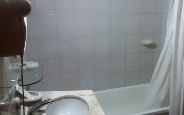 Le Chatelet Hotel