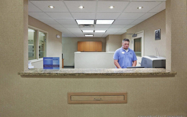 Candlewood Suites Owasso by IHG