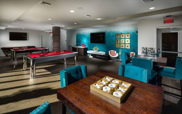 Resort Style Suites in Downtown LA