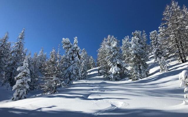 L'Alpi Cozie, rénové en 2020, pied des pistes et spa