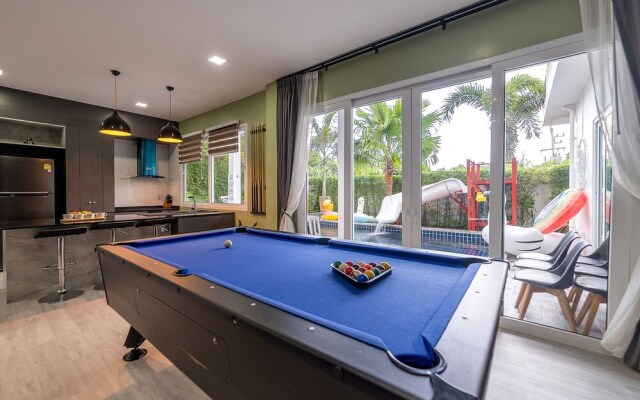 Luxury and Playful 5 Bed Pool Villa - CC