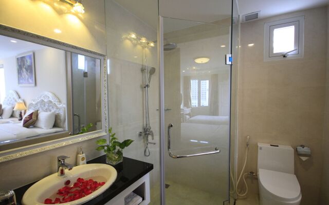 Tuyet Son Hotel