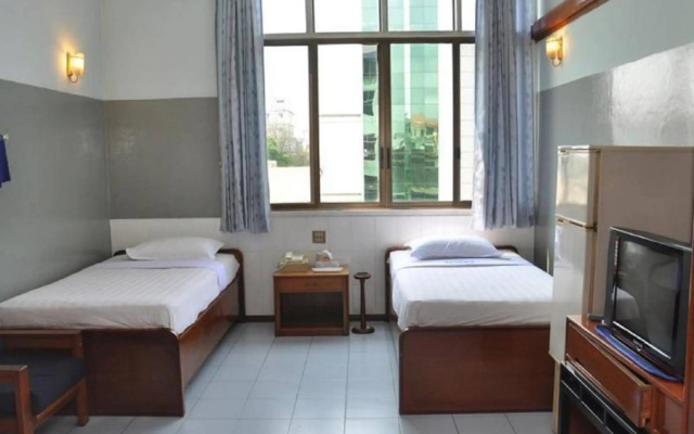 Fortune Hotel