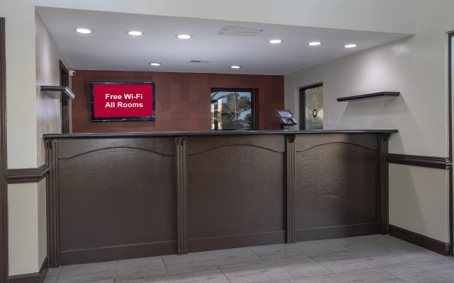 Red Roof inn Plus
