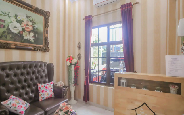 OYO 90338 Rumah Yasmin Syariah