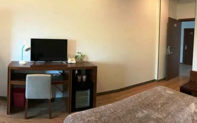 Oceanward Hotels & Resorts