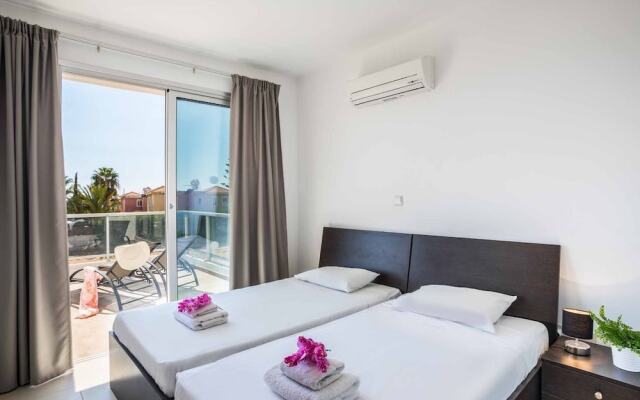 Villa White Jasmin