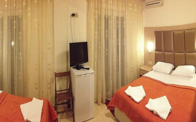 Avra Hotel