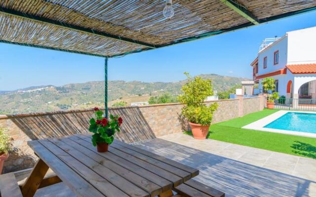 Casa Charnite Competa by Ruralidays