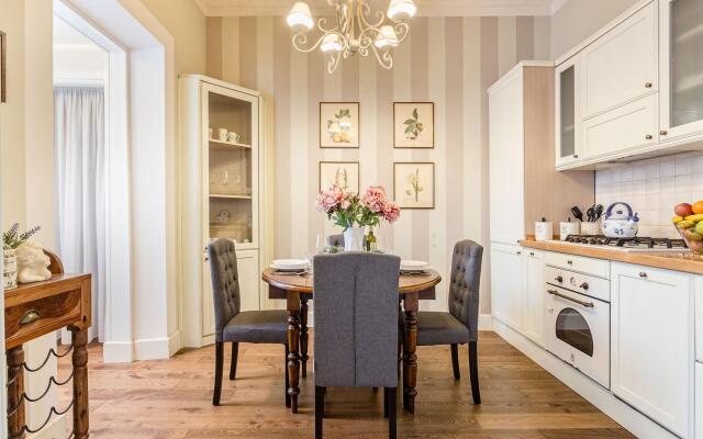 Casa Raffa in Lucca With 2 Bedrooms and 2 Bathrooms