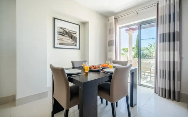Vilamoura Pine Hills With Pool by Homing