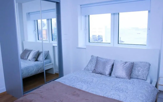 Thout Seaview Luxury Apartment