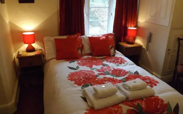 Castle Laurels Guest House