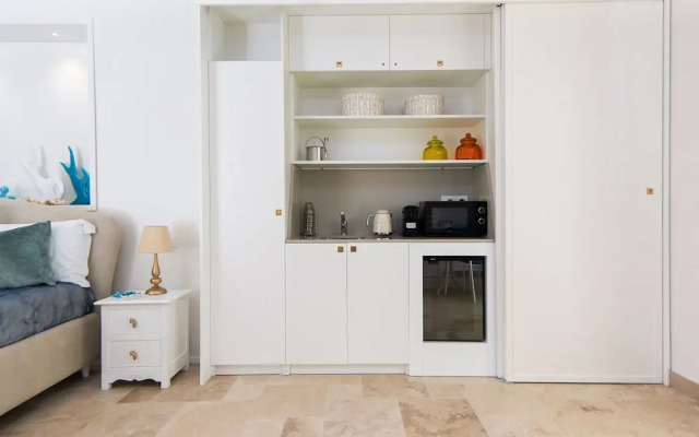 Marina Homes Deluxe 1