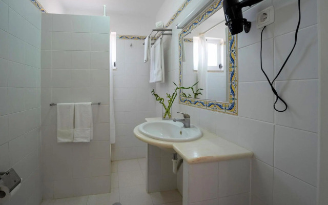 Muthu Balaia Sol Hotel