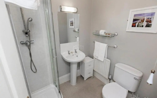 Marine Guest House