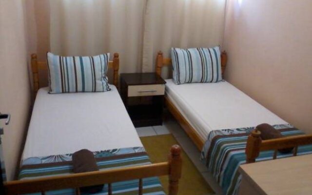 Pousada Brigite - Hostel