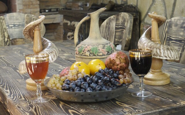 Family Hotel Mountain Scream