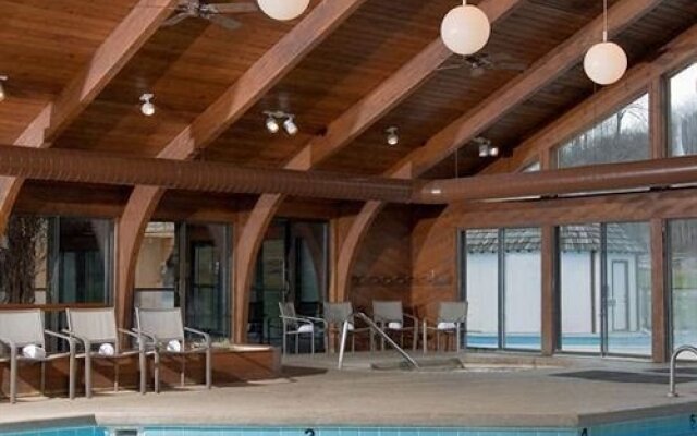 The Lodge At Schuss Mountain, Schuss Village