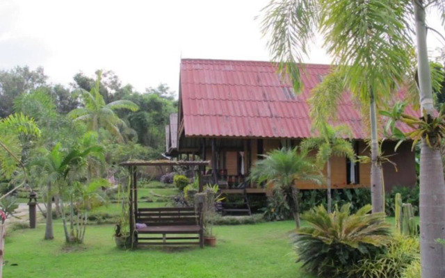 Pai Reaunthai Village