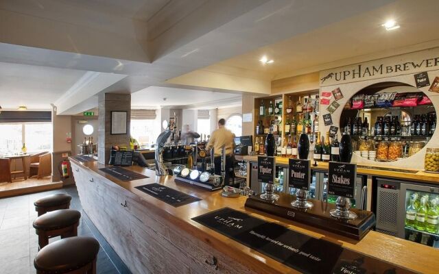 Harper's Steakhouse with Rooms, Southampton Swanwick Marina