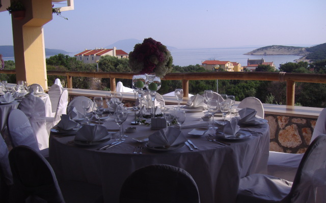 Hotel Zlatni Lav