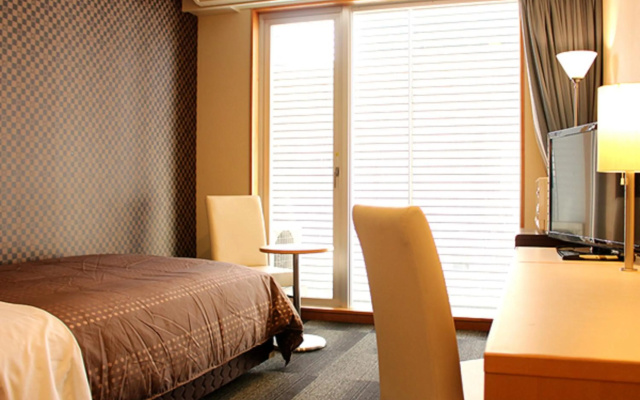 Hotel Livemax Chiba Mihama – Guest Rooms – Chiba