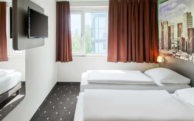 B&B Hotel Frankfurt-West