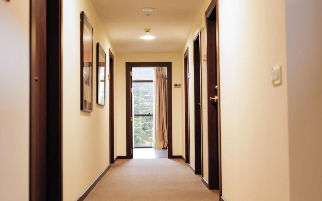 Hotel Villa Rosario II, Edificio Moderno