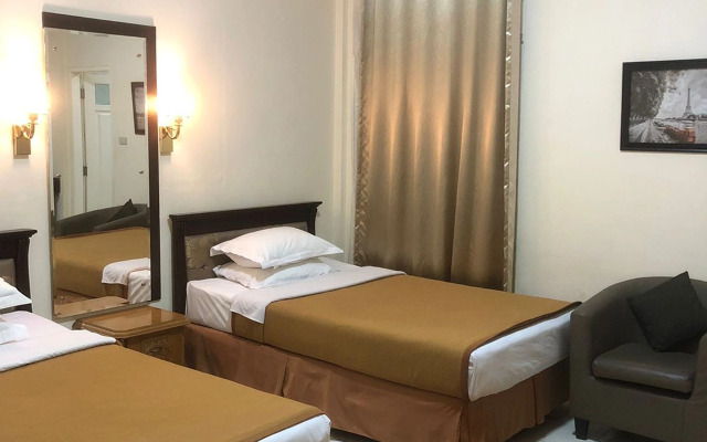 Hotel Monika by ZUZU