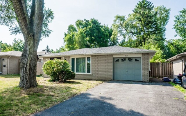 Entire Bungalow 5 Bedrooms